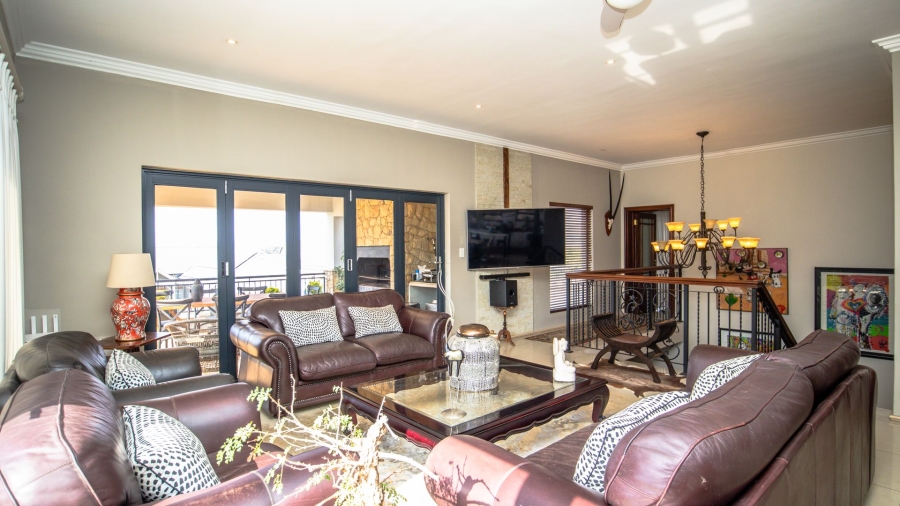 3 Bedroom Property for Sale in The Coves North West
